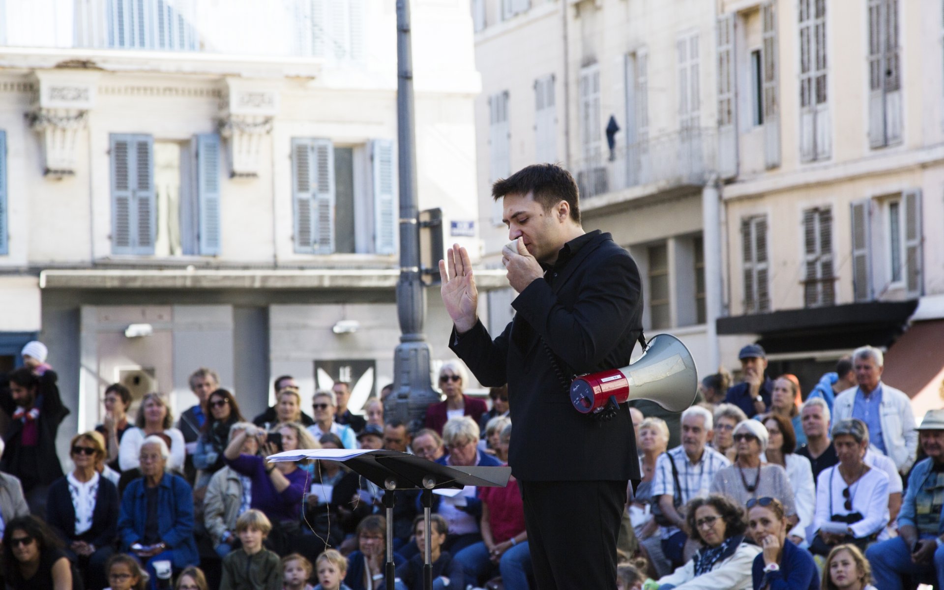 democratie_c_barre_sirenes_et_midi_net_copyright_gregoire_edouard4.jpg